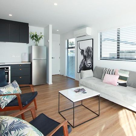 3 - Sunny Brand New House Villa วานากา ภายนอก รูปภาพ