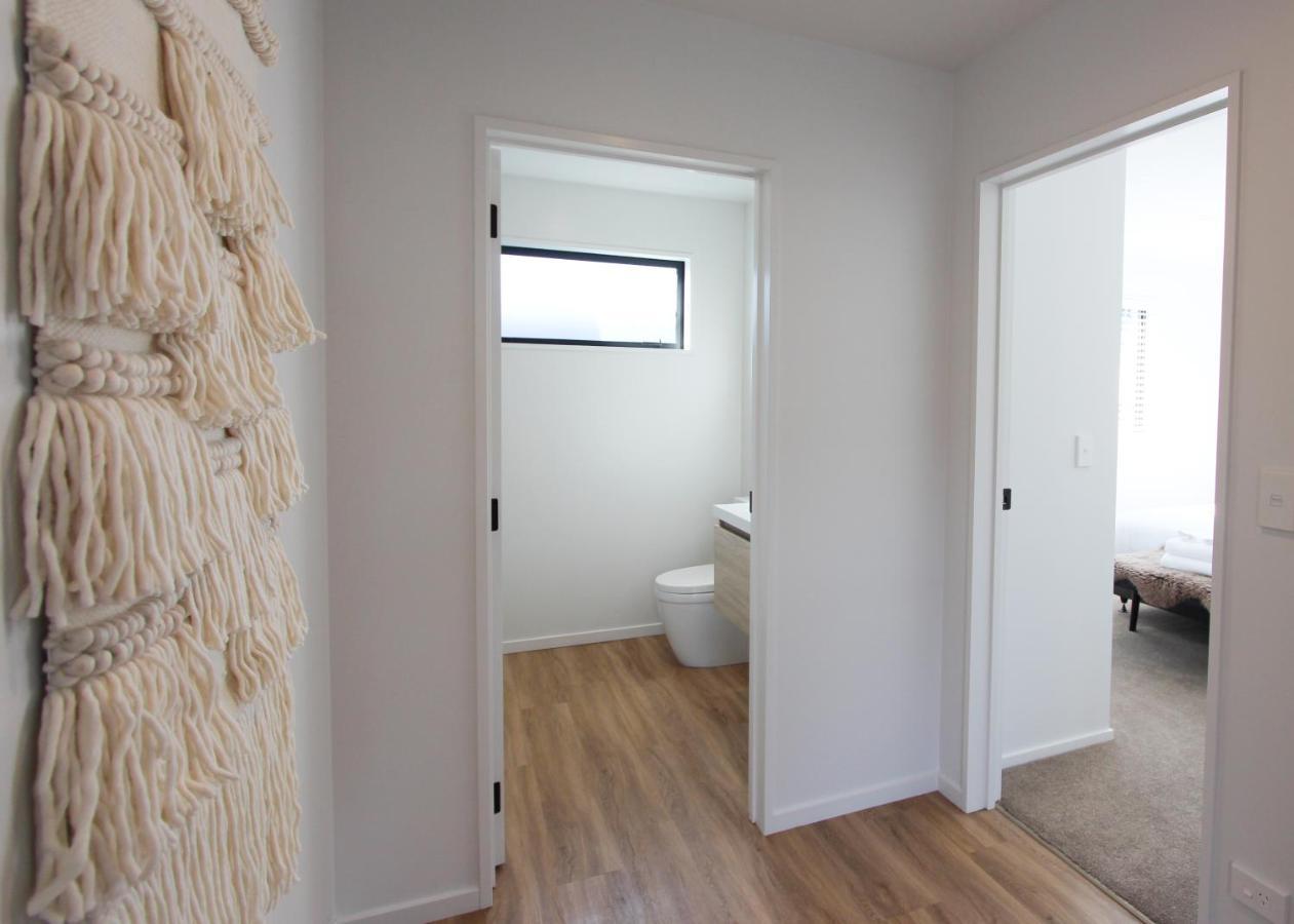 3 - Sunny Brand New House Villa วานากา ภายนอก รูปภาพ